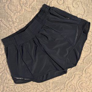 Lululemon Hotty Hot Low-Rise 2.5" Navy Short